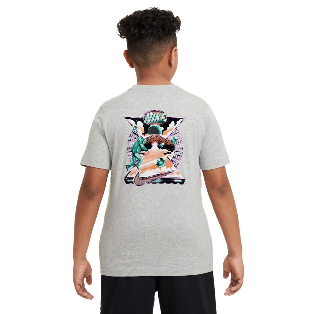 Sportswear T-Shirt (Big Kid)