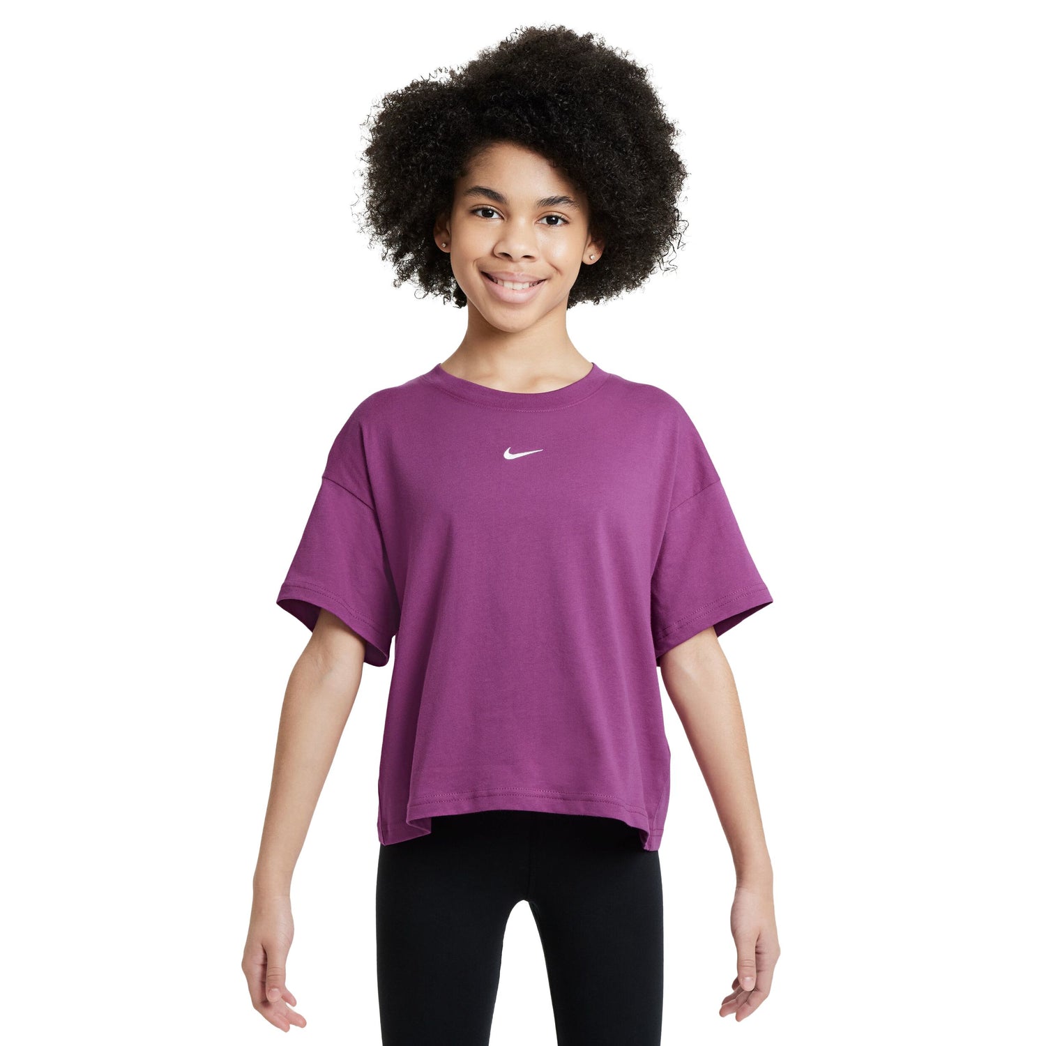 Sportswear Essential T-Shirt (Big Kid)